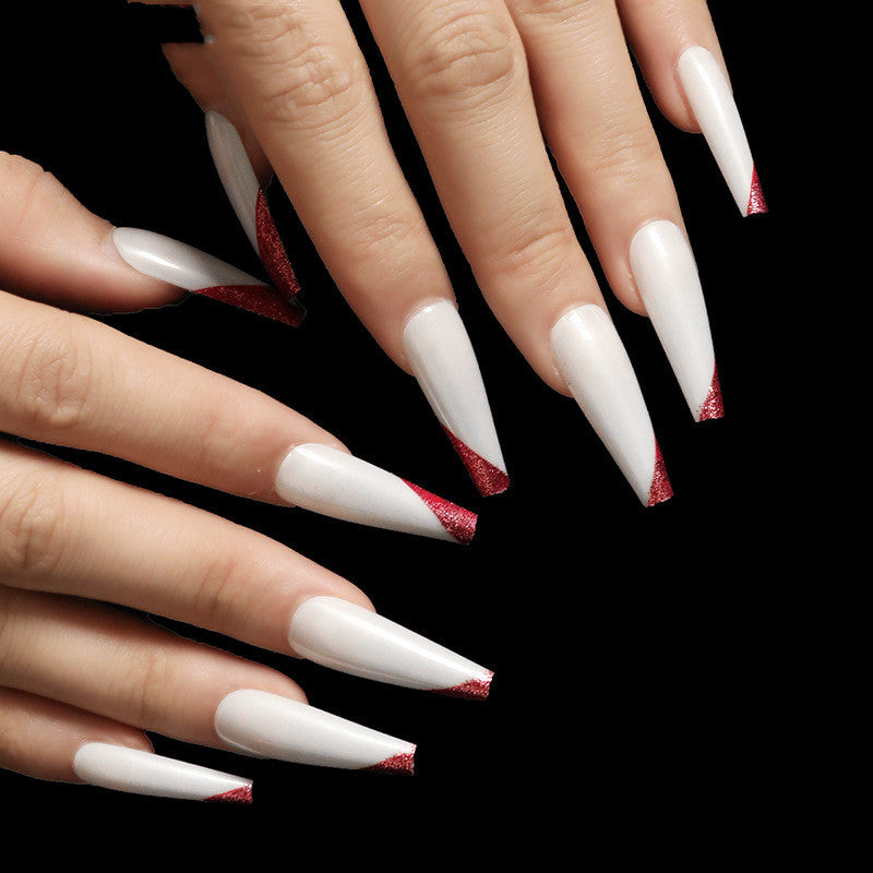 Elegant Artificial Nails